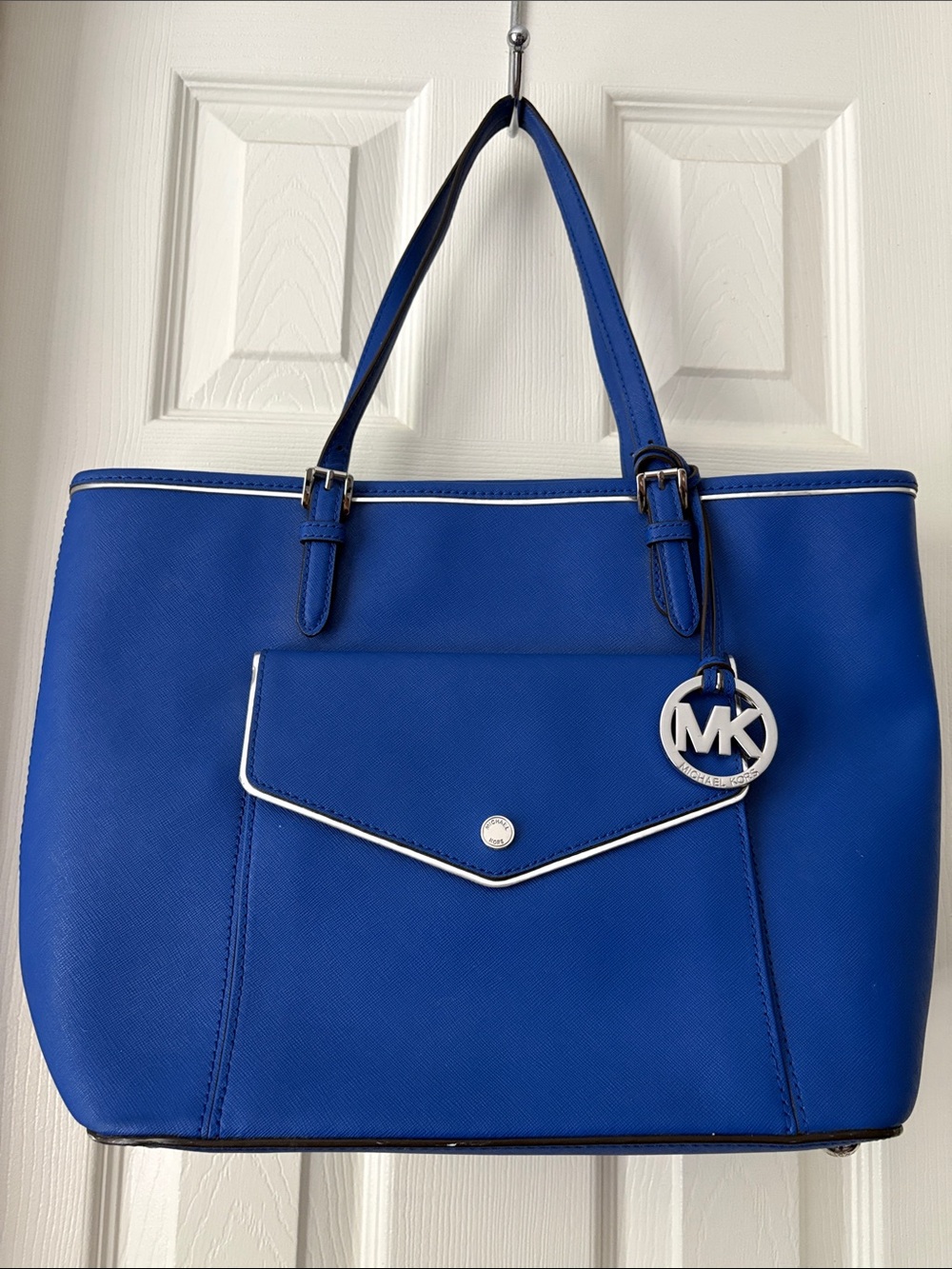 Michael Kors Jet Set Travel Large Saffiano Snap Pocket Tote Royal Blue purse bag